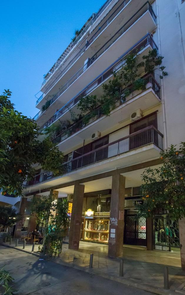 Cozy Apartment In Syntagma-Plaka By Ghh Атина Екстериор снимка