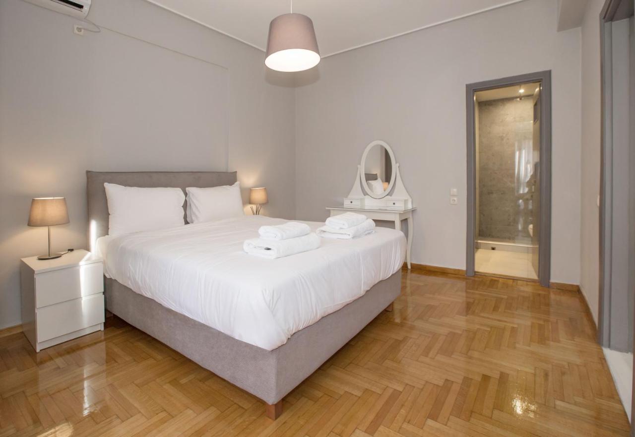 Cozy Apartment In Syntagma-Plaka By Ghh Атина Екстериор снимка